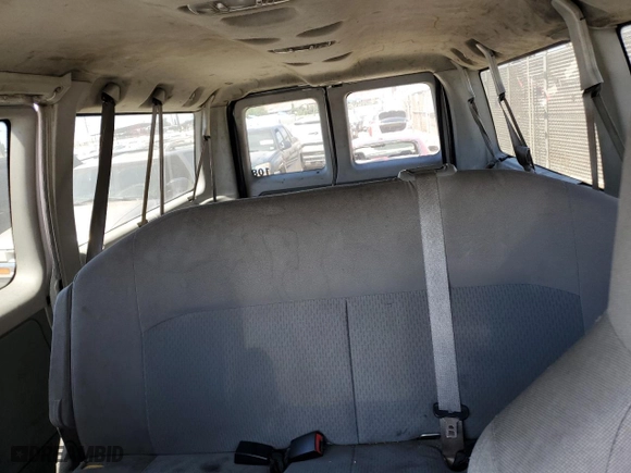 2014 Ford Econoline Wagon XL with VIN 1FBNE3BL9EDA36385, listed as a Copart auction lot 70272914 with 281,855 mi miles and Clean Title. Bid and sale history available at carsss.com. Image 10.