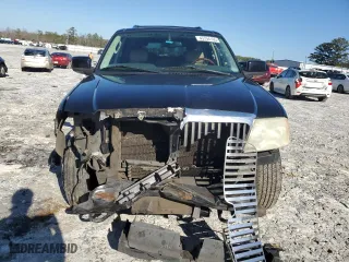 2004 Lincoln Navigator Luxury with VIN 5LMFU27R94LJ10685, listed as a Copart auction lot 43794105 with 441,961 mi miles and Salvage Title. Bid and sale history available at carsss.com. Image 5.