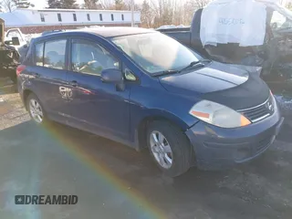 2008 Nissan Versa 1.8 S with VIN 3N1BC13E98L383015, listed as a IAAI auction lot 41599974 with 136,937 mi miles. Bid and sale history available at carsss.com. Image 1.
