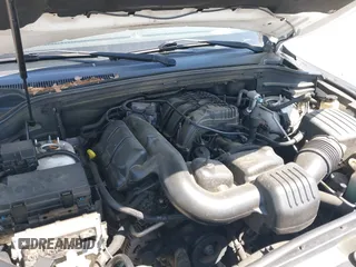2011 Jeep Grand Cherokee Laredo with VIN 1J4RS4GG5BC573337, listed as a IAAI auction lot 41960369 with 185,518 mi miles and . Bid and sale history available at DreamBid. Image 10.