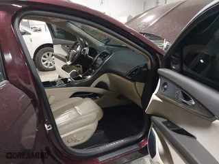 2019 Lincoln Nautilus Reserve with VIN 2LMPJ8LPXKBL42446, listed as a IAAI auction lot 41224159 with 117,630 mi miles. Bid and sale history available at carsss.com. Image 5.