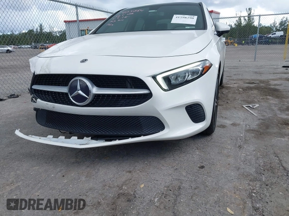 2022 Mercedes-Benz A 220 with VIN W1K3G4EB5NJ341170, listed as a IAAI auction lot 41598290 with 33,325 mi miles and . Bid and sale history available at DreamBid. Image 6.