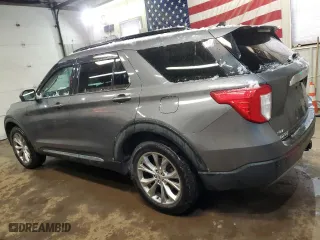 2022 Ford Explorer XLT with VIN 1FMSK8DH3NGA03079, listed as a Copart auction lot 49457525 with 39,990 mi miles and Salvage Title. Bid and sale history available at carsss.com. Image 2.