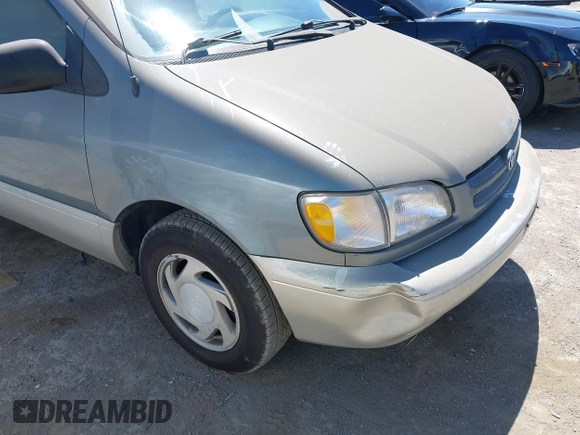 2000 Toyota Sienna LE with VIN 4T3ZF13C2YU293649, listed as a IAAI auction lot 42299543 with 139,504 mi miles and . Bid and sale history available at DreamBid. Image 6.
