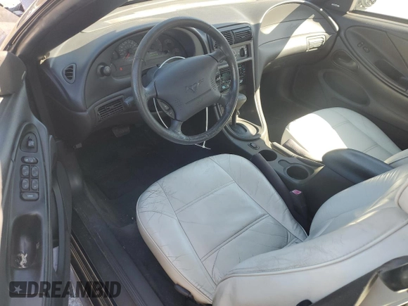 2002 Ford Mustang Deluxe with VIN 1FAFP44482F117034, listed as a Copart auction lot 50332965 with 95,923 mi miles and Salvage title. Bid and sale history available at DreamBid. Image 8.