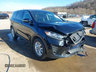 2020 Kia Sorento LX V6 with VIN 5XYPGDA5XLG636337, listed as a IAAI auction lot 41696777 with 105,212 mi miles. Bid and sale history available at carsss.com. Image 1.