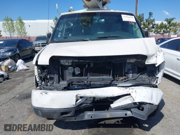 2011 Ford Econoline Cargo Commercial with VIN 1FTSE3EL6BDB29886, listed as a IAAI auction lot 41958479 with 211,787 mi miles. Bid and sale history available at carsss.com. Image 6.
