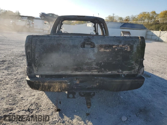 2003 Ford Super Duty F-250 XL with VIN 1FTNX21F83EA39880, listed as a Copart auction lot 77647284 with 0 mi miles and Salvage Title. Bid and sale history available at carsss.com. Image 6.