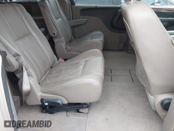 2013 Chrysler Town & Country Touring with VIN 2C4RC1BG3DR778321, listed as a IAAI auction lot 42192636 with 120,064 mi miles and . Bid and sale history available at DreamBid. Image 8.