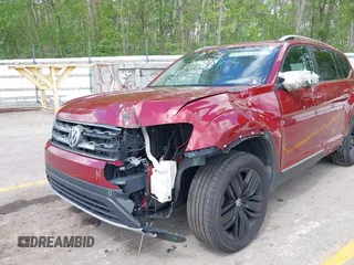 2018 Volkswagen Atlas SEL with VIN 1V2MR2CA3JC569544, listed as a IAAI auction lot 42271392 with 123,960 mi miles and . Bid and sale history available at DreamBid. Image 6.