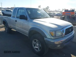 2003 Toyota Tacoma PreRunner with VIN 5TESN92N83Z150532, listed as a IAAI auction lot 41599181 with 191,655 mi miles. Bid and sale history available at carsss.com. Image 1.