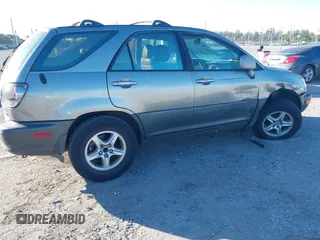 2001 Lexus RX 300 with VIN JTJGF10U110115162, listed as a IAAI auction lot 40998420 with 227,602 mi miles. Bid and sale history available at carsss.com. Image 4.