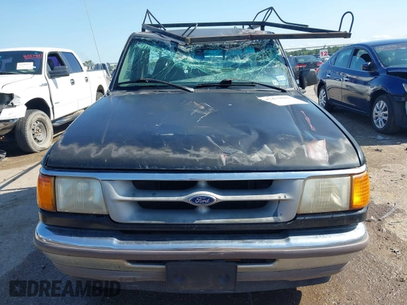 1997 Ford Ranger XLT z VIN 1FTCR10A4VTA44803, wystawiony jako IAAI lot #42479081 z przebiegiem 162 346 mil mil oraz . Historia ofert i sprzedaży dostępna na DreamBid. Obrazek 12.