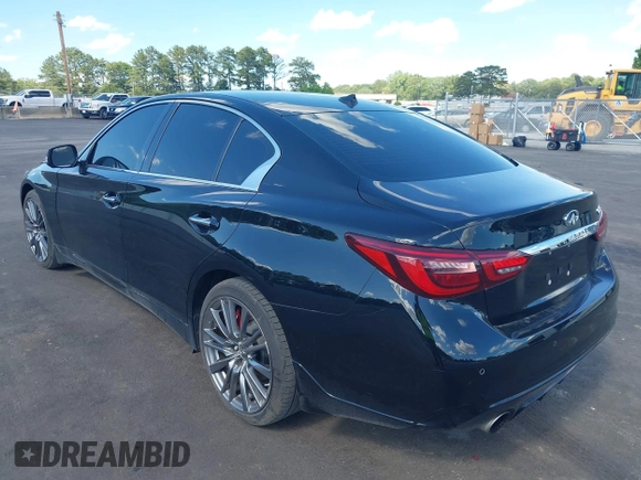 2018 Infiniti Q50 Red Sport 400 with VIN JN1FV7APXJM461106, listed as a IAAI auction lot 42347610 with 40,464 mi miles and . Bid and sale history available at DreamBid. Image 3.