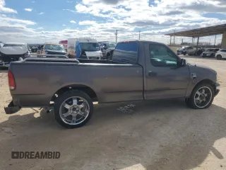 2002 Ford F-150 XL with VIN 1FTRF17W32KB68406, listed as a Copart auction lot 86059454 with 322,076 mi miles and Salvage Title. Bid and sale history available at carsss.com. Image 3.