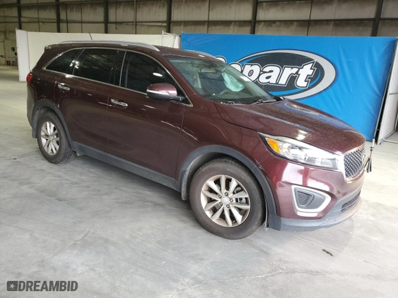 2018 Kia Sorento LX V6 with VIN 5XYPG4A50JG399564, listed as a Copart auction lot 86795594 with 111,088 mi miles and Salvage Title. Bid and sale history available at carsss.com. Image 4.