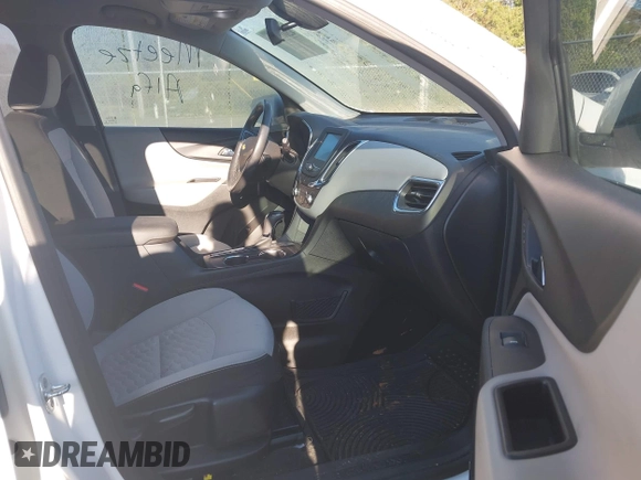 2018 Chevrolet Equinox LT with VIN 2GNAXJEV8J6153316, listed as a IAAI auction lot 42007184 with 102,676 mi miles and . Bid and sale history available at carsss.com. Image 5.