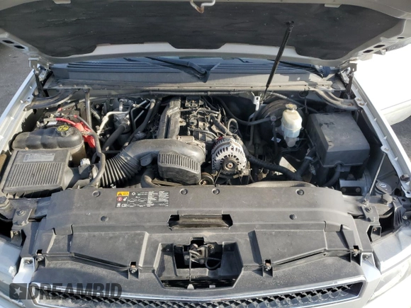 2013 Chevrolet Suburban LS with VIN 1GNSKHE74DR206079, listed as a Copart auction lot 48874795 with 0 mi miles and Clean Title. Bid and sale history available at carsss.com. Image 12.