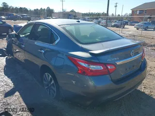 2017 Nissan Altima 2.5 SV with VIN 1N4AL3AP9HC167188, listed as a IAAI auction lot 41241893 with 1 mi miles. Bid and sale history available at carsss.com. Image 3.