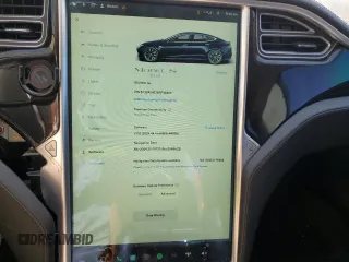 2014 Tesla Model S 60 with VIN 5YJSA1H13EFP38425, listed as a Copart auction lot 54156245 with 183,968 mi miles and Salvage title. Bid and sale history available at DreamBid. Image 9.