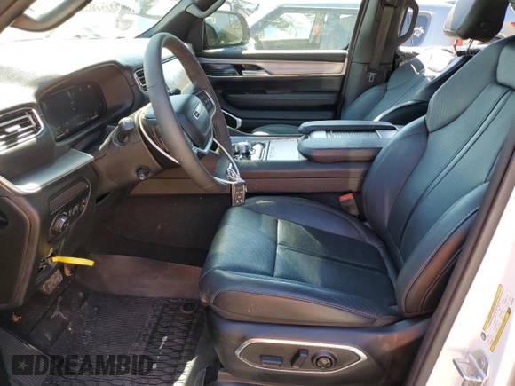 2024 Jeep Wagoneer Series II Carbide with VIN 1C4SJVBP6RS187825, listed as a Copart auction lot 50468435 with 7,751 mi miles and Salvage title. Bid and sale history available at DreamBid. Image 7.