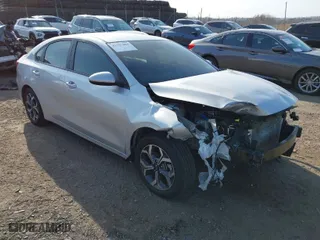 2020 Kia Forte LXS with VIN 3KPF24AD9LE195332, listed as a IAAI auction lot 41797804 with 46,717 mi miles. Bid and sale history available at carsss.com. Image 1.
