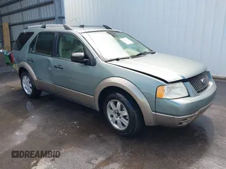 2005 Ford Freestyle SE z VIN 1FMZK01185GA41608, wystawiony jako IAAI lot #42088688 z przebiegiem 192 516 mil mil oraz . Historia ofert i sprzedaży dostępna na DreamBid. Obrazek 1.
