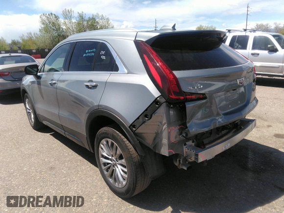 2024 Cadillac XT4 FWD Premium Luxury with VIN 1GYFZCR46RF221436, listed as a IAAI auction lot 42140984 with 32,534 mi miles and . Bid and sale history available at carsss.com. Image 3.