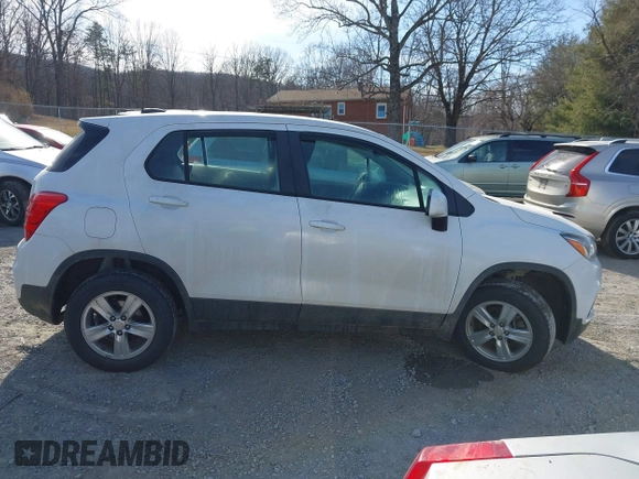 2017 Chevrolet Trax LS with VIN 3GNCJNSBXHL234920, listed as a IAAI auction lot 41622170 with 98,166 mi miles. Bid and sale history available at carsss.com. Image 14.