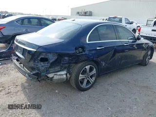 2018 Mercedes-Benz E 300 with VIN WDDZF4JB6JA376412, listed as a IAAI auction lot 42298940 with 59,973 mi miles and . Bid and sale history available at DreamBid. Image 4.