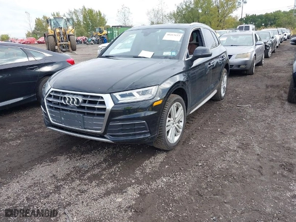 2018 Audi Q5 Prestige with VIN WA1CNAFY0J2020976, listed as a IAAI auction lot 40413153 with 32,294 mi miles. Bid and sale history available at carsss.com. Image 2.