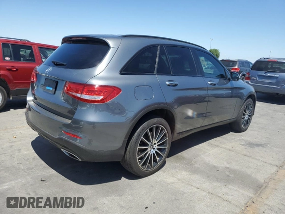 2018 Mercedes-Benz GLC 300 with VIN WDC0G4JB5JV044013, listed as a Copart auction lot 63554855 with 194,153 mi miles and Clean title. Bid and sale history available at DreamBid. Image 3.