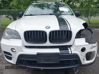 2012 BMW X5 35i с VIN 5UXZV4C5XCL765368, выставлен на аукционе IAAI как лот 42526136 с пробегом 165 365 миль миль и . История ставок и продаж доступна на DreamBid. Изображение 6.