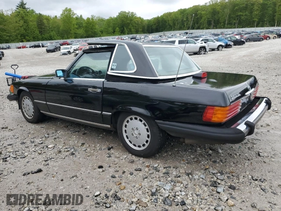 1986 Mercedes-Benz 560 SL z VIN WDBBA48D2GA050261, wystawiony jako Copart lot #58388025 z przebiegiem 199 750 mil mil oraz Czysty tytuł • Clean title. Historia ofert i sprzedaży dostępna na DreamBid. Obrazek 2.