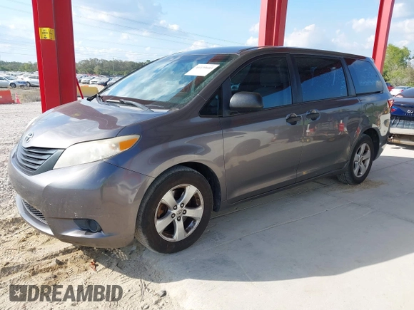 2017 Toyota Sienna L с VIN 5TDZZ3DCXHS778141, выставлен на аукционе IAAI как лот 41139603 с пробегом 158 643 миль миль и . История ставок и продаж доступна на DreamBid. Изображение 19.