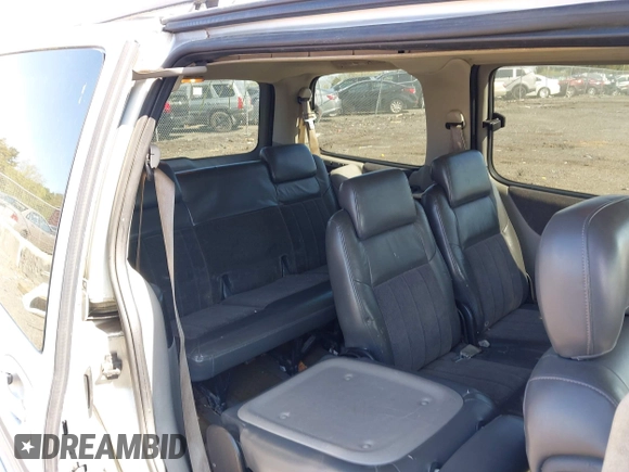 2003 Chevrolet Venture Warner Bros 1SE z VIN 1GNDX13EX3D201368, wystawiony jako IAAI lot #41968041 z przebiegiem 232 322 mil mil oraz . Historia ofert i sprzedaży dostępna na DreamBid. Obrazek 8.