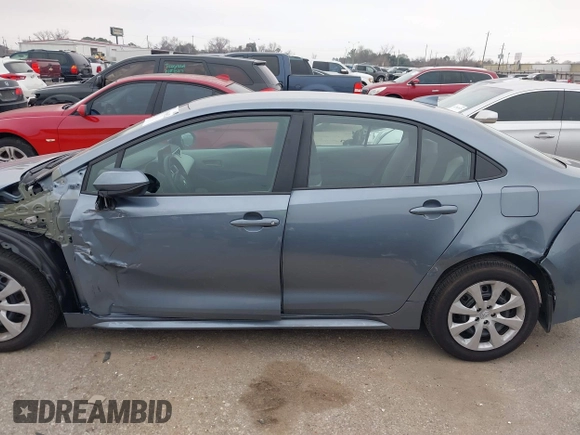 2024 Toyota Corolla LE with VIN 5YFB4MDE0RP210806, listed as a IAAI auction lot 41596052 with 6,340 mi miles. Bid and sale history available at carsss.com. Image 15.
