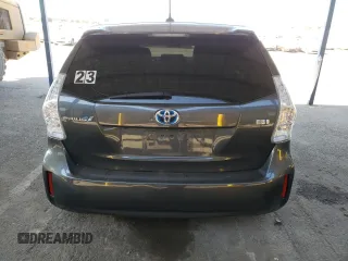 2014 Toyota Prius Two with VIN JTDZN3EU5E3320555, listed as a Copart auction lot 63342755 with 153,562 mi miles and Salvage title. Bid and sale history available at DreamBid. Image 6.