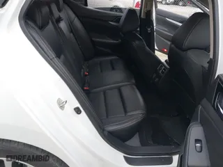 2018 Nissan Maxima SL with VIN 1N4AA6AP7JC371792, listed as a IAAI auction lot 41285671 with 137,517 mi miles. Bid and sale history available at carsss.com. Image 8.