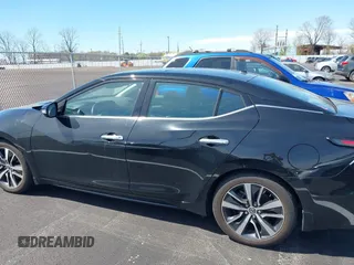 2019 Nissan Maxima SV with VIN 1N4AA6AV5KC377042, listed as a IAAI auction lot 41839754 with 53,962 mi miles and . Bid and sale history available at DreamBid. Image 13.
