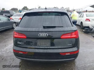 2019 Audi Q5 Premium Plus with VIN WA1BNAFY5K2061035, listed as a IAAI auction lot 41514402 with 62,157 mi miles. Bid and sale history available at carsss.com. Image 17.