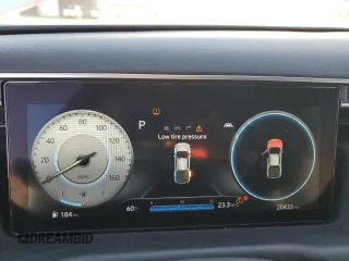 2023 Hyundai Santa Cruz SEL Premium z VIN 5NTJDDAF8PH043499, wystawiony jako Copart lot #74290324 z przebiegiem 20 433 mil mil oraz Szkoda całkowita • Salvage title. Historia ofert i sprzedaży dostępna na DreamBid. Obrazek 9.