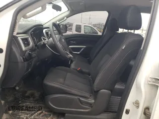 2017 Nissan Titan SV с VIN 1N6AA1EK6HN522600, выставлен на аукционе Copart как лот 54456365 с пробегом 71 790 миль миль и Списание • Salvage title. История ставок и продаж доступна на DreamBid. Изображение 7.