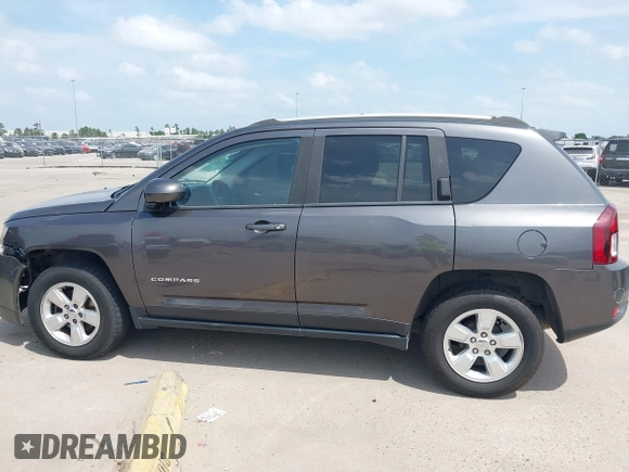 2016 Jeep Compass Latitude z VIN 1C4NJCEA2GD665636, wystawiony jako IAAI lot #42054222 z przebiegiem 155 071 mil mil oraz . Historia ofert i sprzedaży dostępna na DreamBid. Obrazek 15.