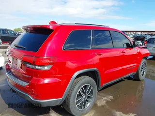 2018 Jeep Grand Cherokee Trailhawk с VIN 1C4RJFLG3JC399051, выставлен на аукционе IAAI как лот 42359437 с пробегом 70 956 миль миль и . История ставок и продаж доступна на DreamBid. Изображение 4.