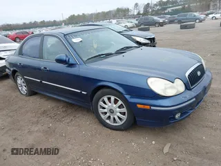 2004 Hyundai Sonata GLS with VIN KMHWF35H44A081671, listed as a IAAI auction lot 41788873 with 999,999 mi miles. Bid and sale history available at carsss.com. Image 1.