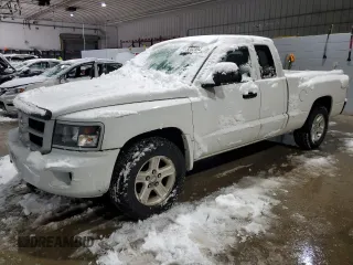 2011 Ram Dakota Bighorn/Lonestar with VIN 1D7RW3BK0BS638560, listed as a Copart auction lot 83523944 with 128,215 mi miles and Salvage Title. Bid and sale history available at carsss.com. Image 1.