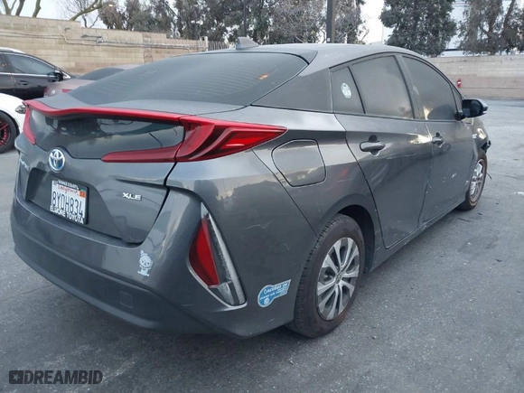 2022 Toyota Prius Prime LE with VIN JTDKAMFP4N3202105, listed as a IAAI auction lot 41751929 with 45,086 mi miles. Bid and sale history available at carsss.com. Image 4.
