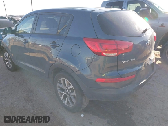 2016 Kia Sportage LX with VIN KNDPB3AC5G7868063, listed as a IAAI auction lot 42071089 with Not Provided miles. Bid and sale history available at carsss.com. Image 3.