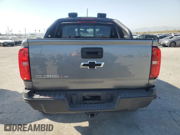 2018 Chevrolet Colorado 4WD ZR2 z VIN 1GCGTEEN6J1196917, wystawiony jako Copart lot #52257535 z przebiegiem 52 299 mil mil oraz Szkoda całkowita • Salvage title. Historia ofert i sprzedaży dostępna na DreamBid. Obrazek 6.